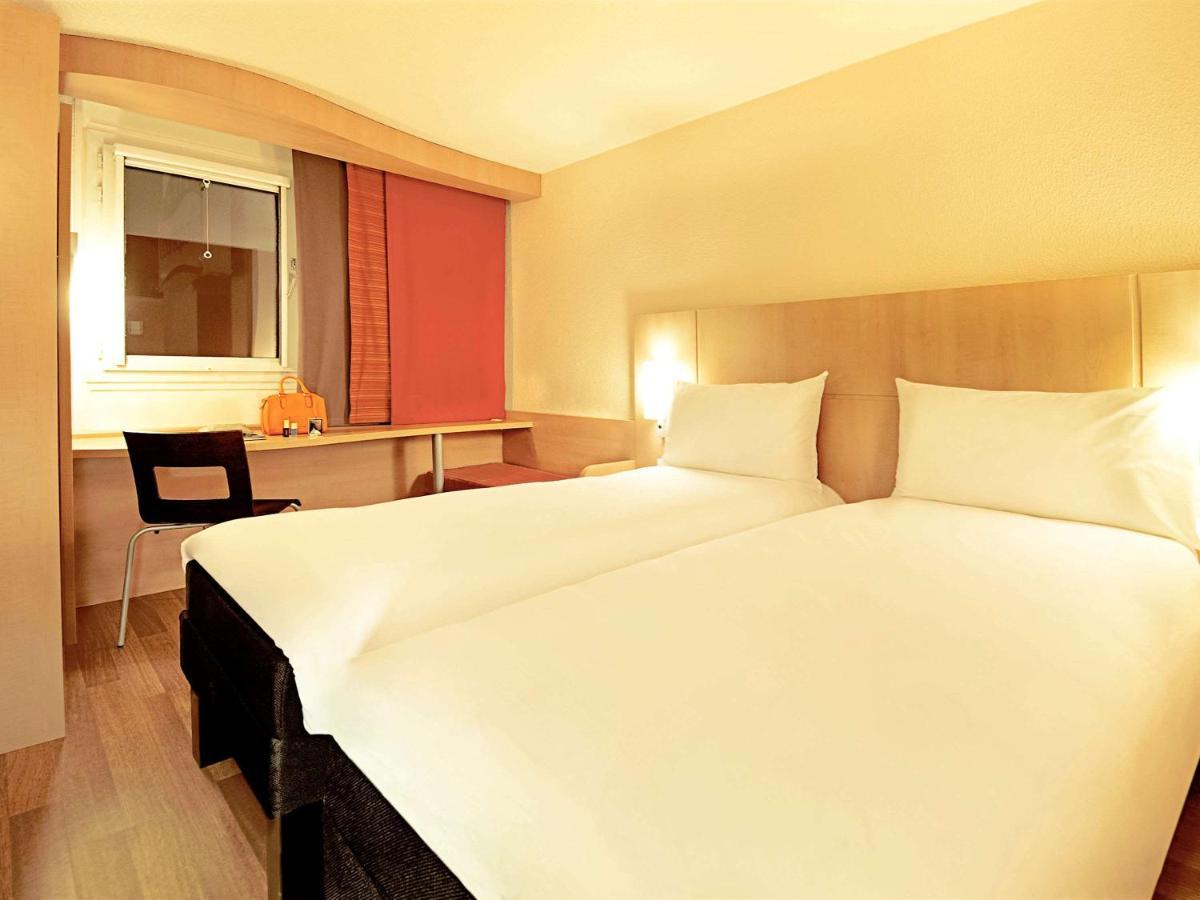 Hotel Ibis Aubenas Exteriér fotografie